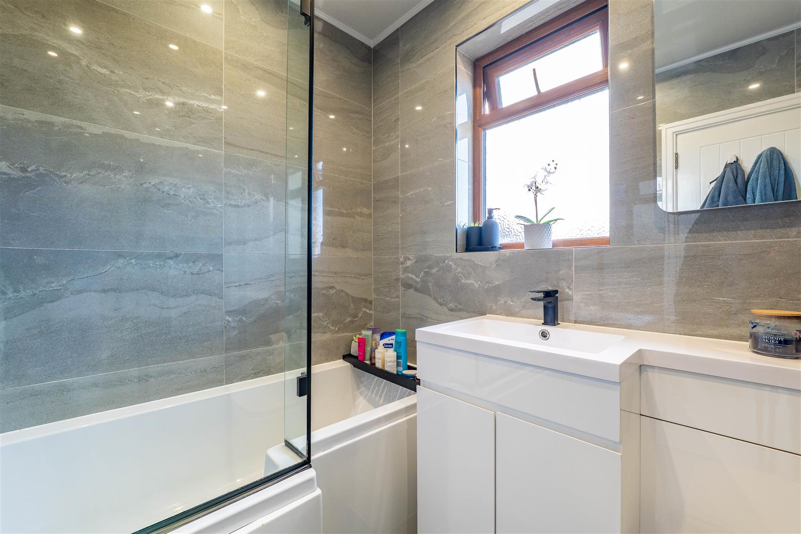 3 bed property in Cairnsmore Avenue, Preston